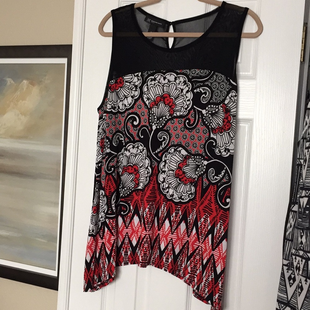 SALE! Perfect for summer- work or casual!
